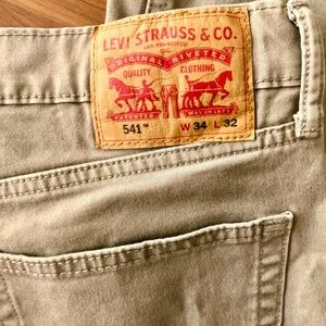 Men's Levis 541 Light Brown/Tan Jeans Size 34x32